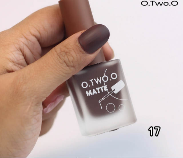 O.TWO.O Matte Nail Polish