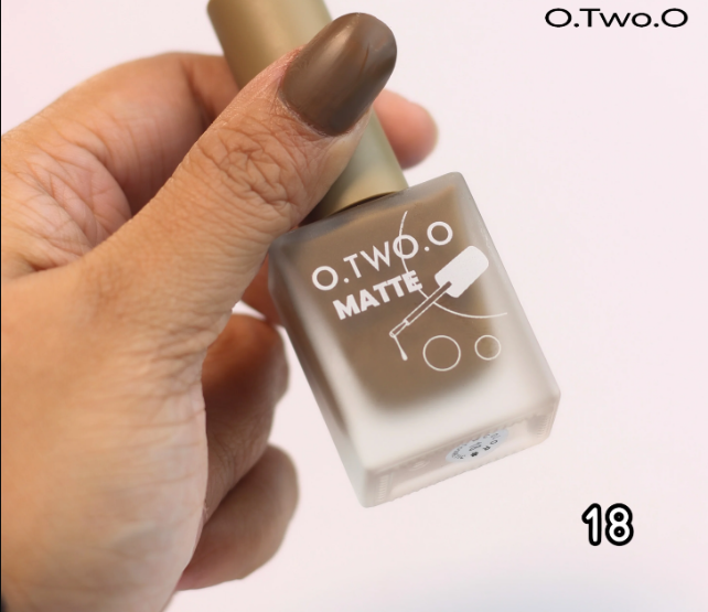 O.TWO.O Matte Nail Polish