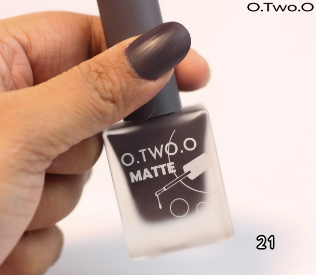 O.TWO.O Matte Nail Polish