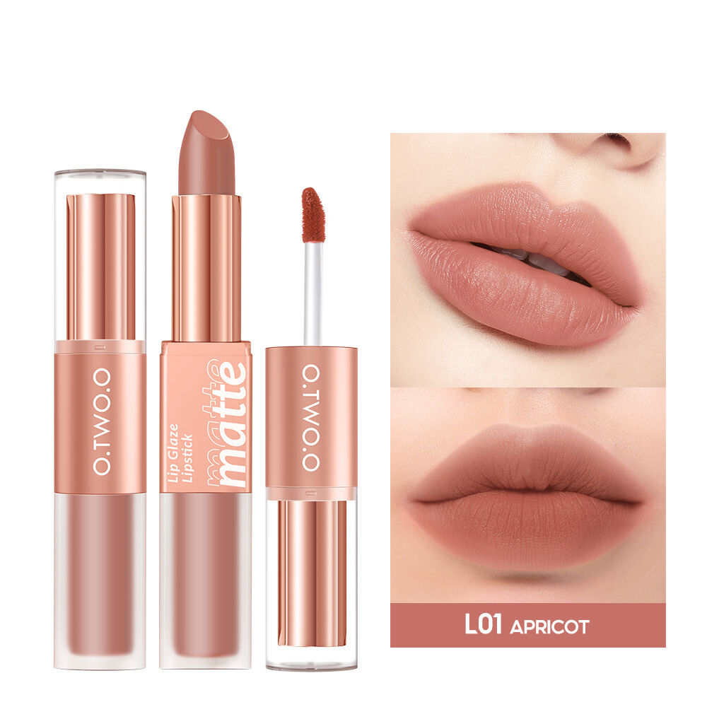 O.TWO.O 2 in 1 Lipstick & Lip Mud