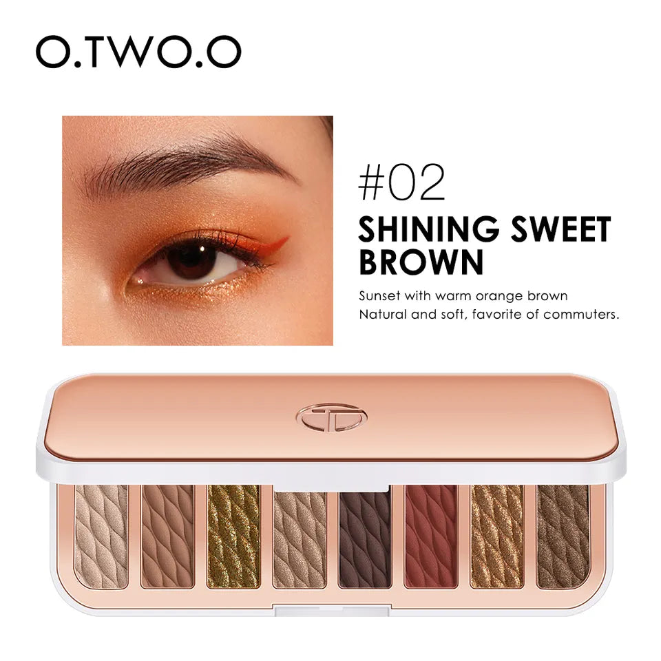 O.TWO.O 8 Colors LUXURY GOLD EYESHADOW PALETTE