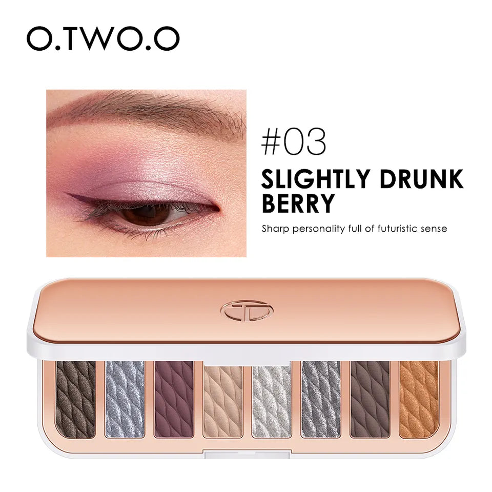 O.TWO.O 8 Colors LUXURY GOLD EYESHADOW PALETTE