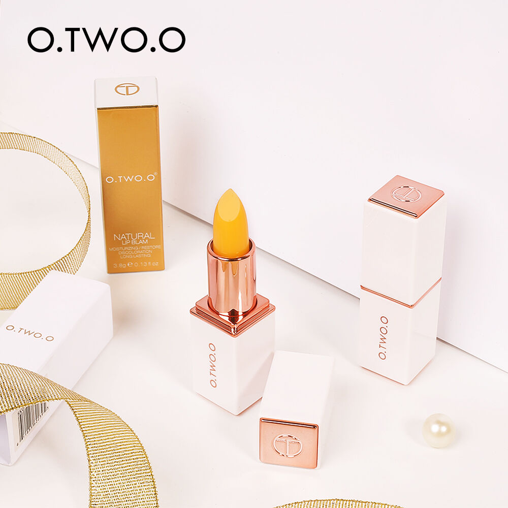 O.TWO.O Natural Lip Balm