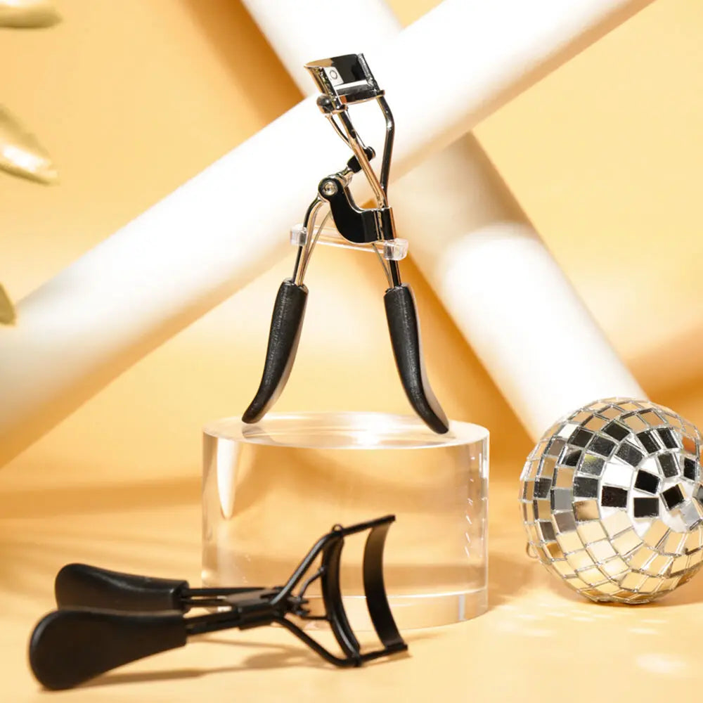 O.TWO.O EyeLashes Curler - O TWO O