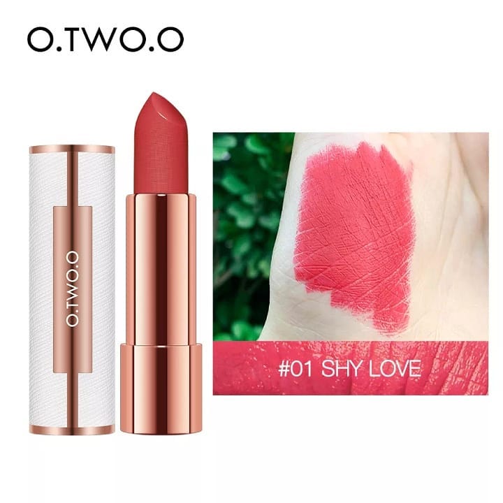 O.TWO.O Spun Gold Brocade Velvet Lipstick