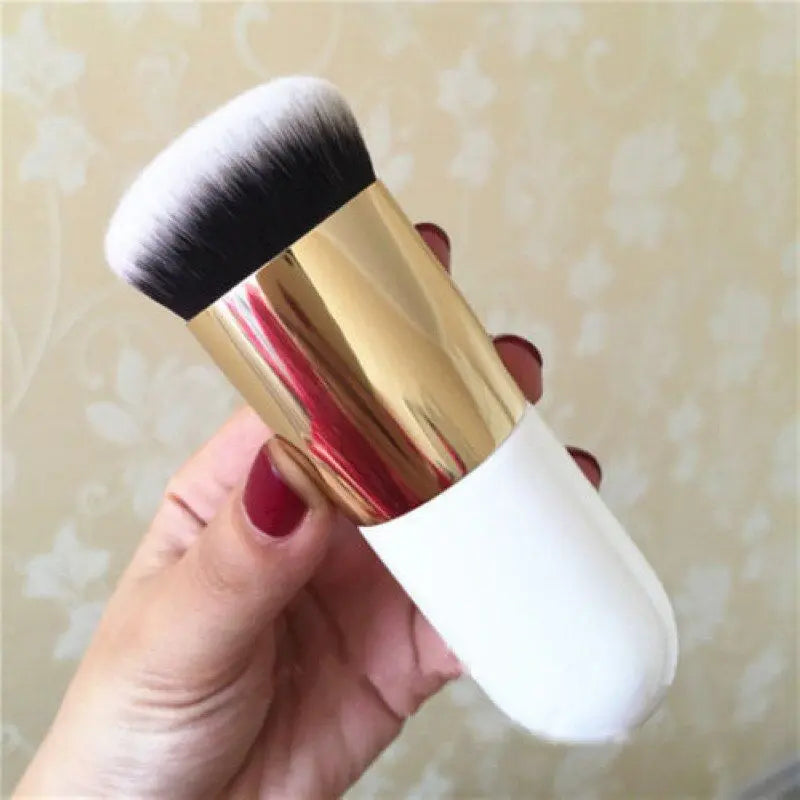 Foundation Brush O TWO O foundation-brush-o-two-o