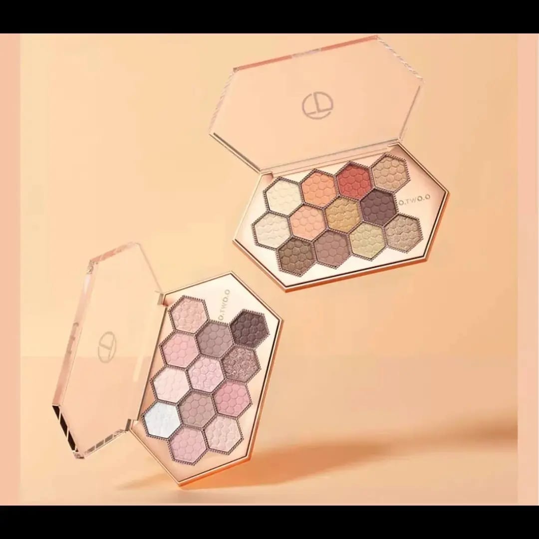 O.TWO.O 12 Colors Honeycomb Star Diamond Eye Shadow Palette