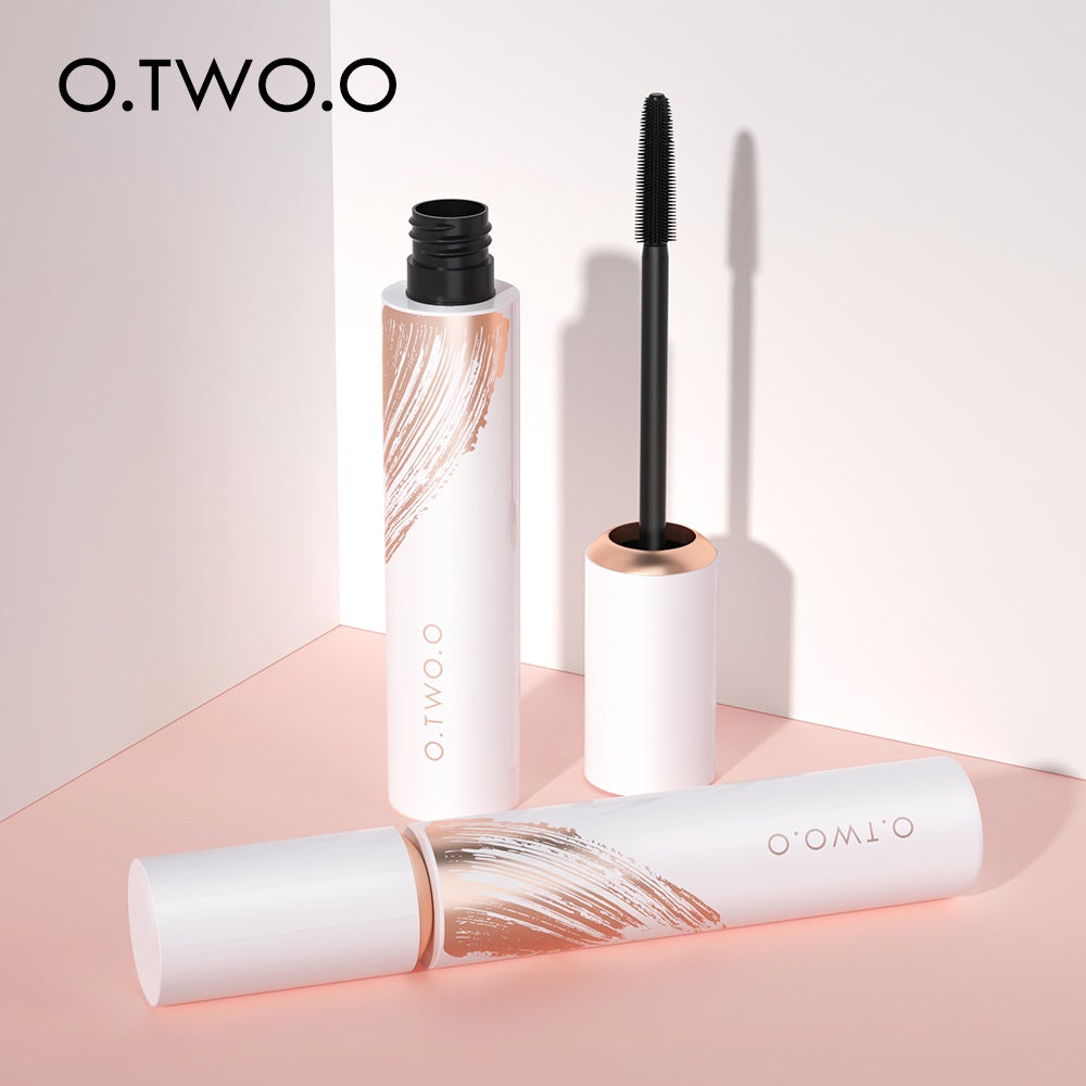 O.TWO.O Lash Bold Volume Lifting Mascara