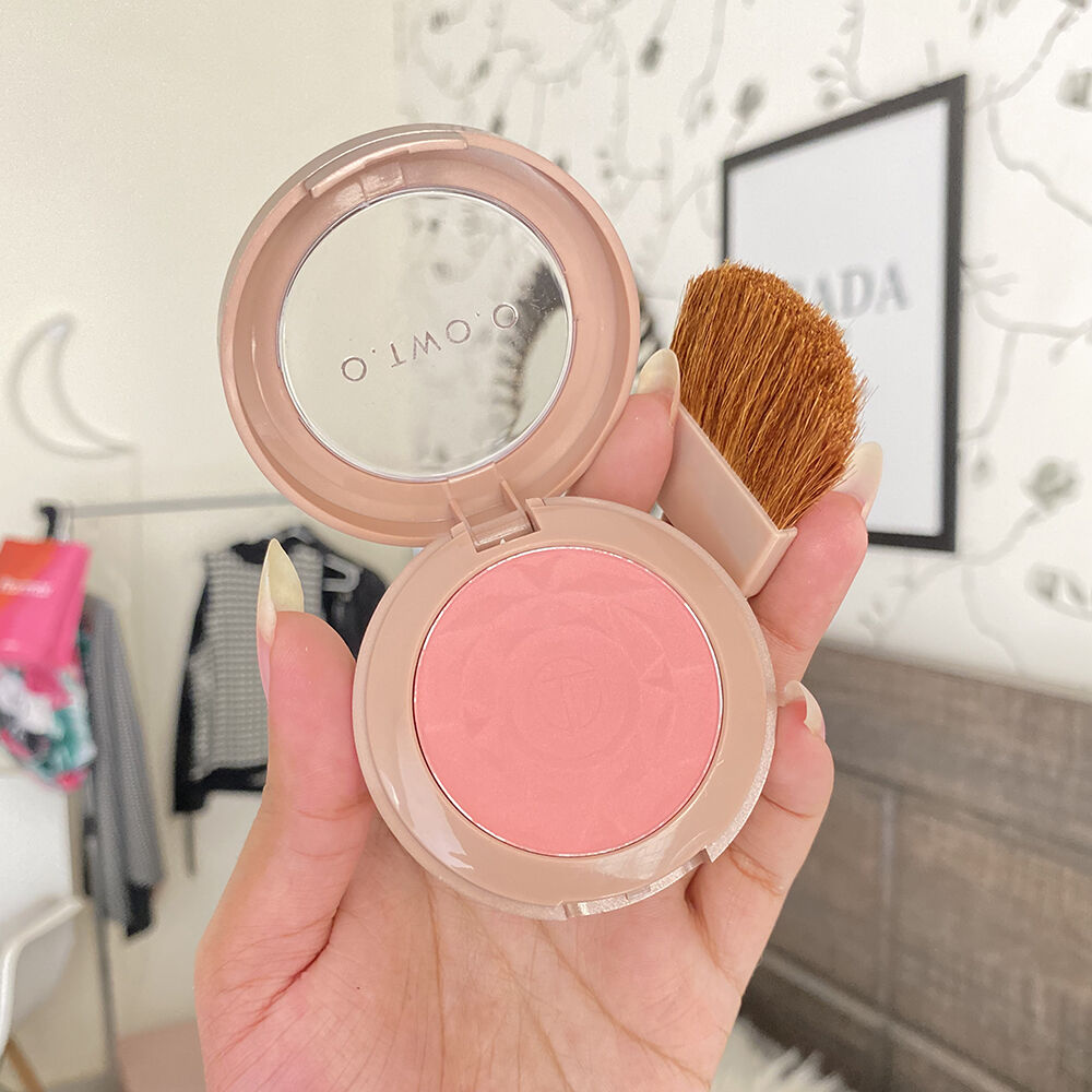 O.TWO.O Natural Pan Blusher Palette